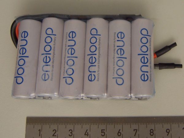 1x battery pack with 6x Sanyo ENELOOP, 7,2V 6 cells 2000mAh