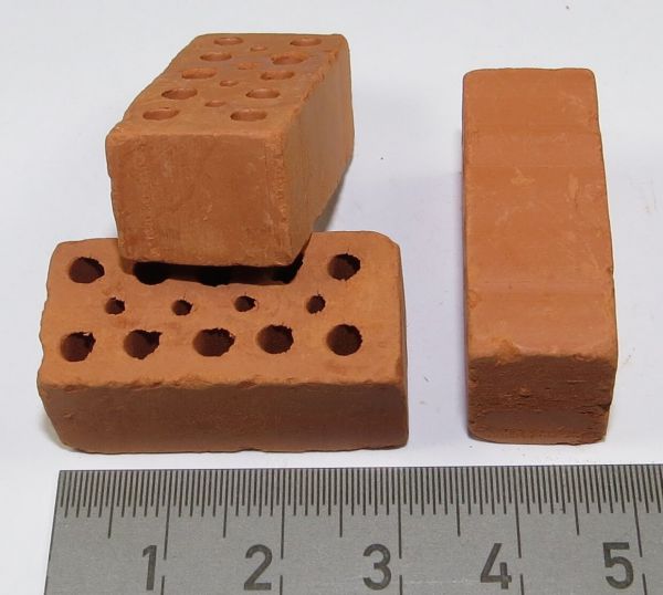 1 set brick perforated brick, red, 24 piece. The approximately 31x15x12mm