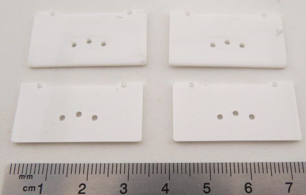Adapter plates (set of 4) for 4 rear flashers tow