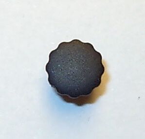 1 cap (plastic) about 8mm diameter. 1 piece