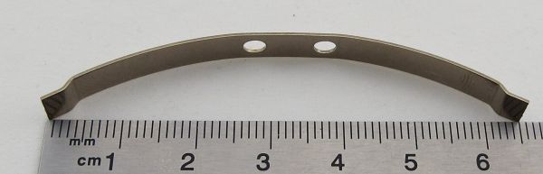 1x środkowa pozycja sprężyna płytkowa NF, średnia. Szerokość 6mm, około 66mm