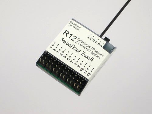 1x 2,4GHz receiver with 12 servo channels. partner Capable