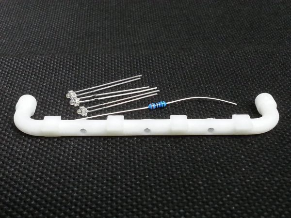 MiniBar voor Tamiya Actros, 3 witte 1.8mm LED's