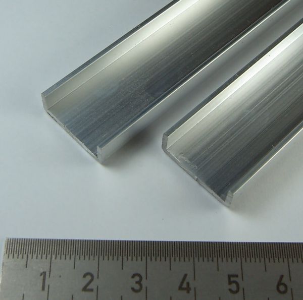 2 aluminium U-profiel, 1m lange 21x7x1,5mm materiaaldikte