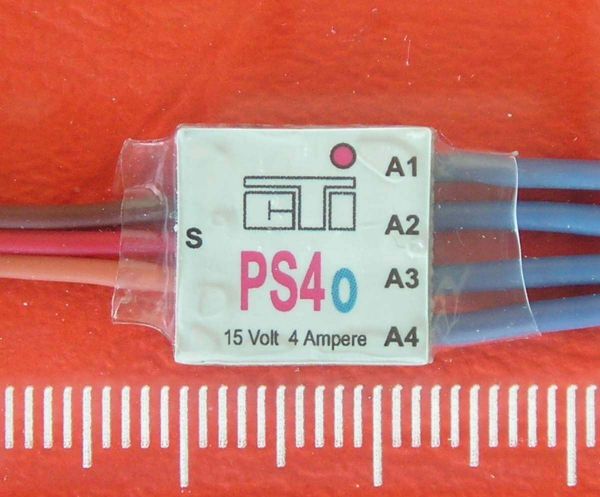 Memoria PS4o conmutador con salida 4x 4A 4x función de encendido / apagado