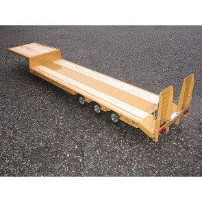 Low loader trailer with ramp. Wedico CAT yellow
