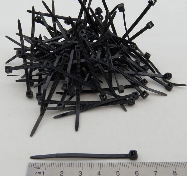 Kabelbinders (100 stuks) zwart, kunststof, afmeting: 60x2,5 mm