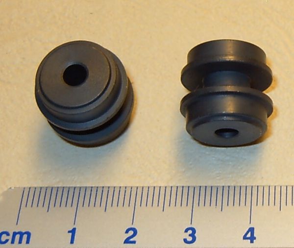Idlers (2 stuk), staal, diameter 16mm, lengte 16mm,