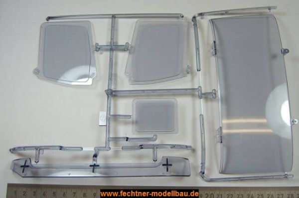 1x injection molding parts kit S-parts clear. For ACTROS of