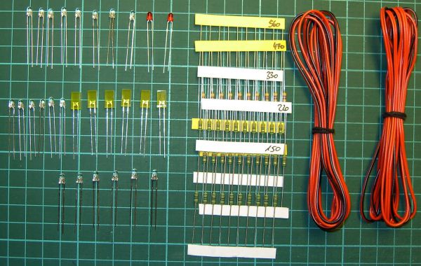 Assortment of 28 LEDs, stranded and resistors