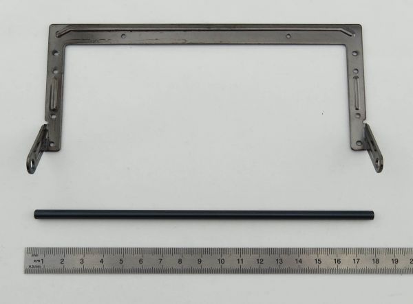 Frame and bracket for flap Arocs