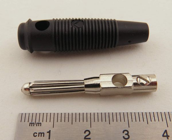 1-stekker 4mm (bananenstekker), zwart, geïsoleerd. verbinding