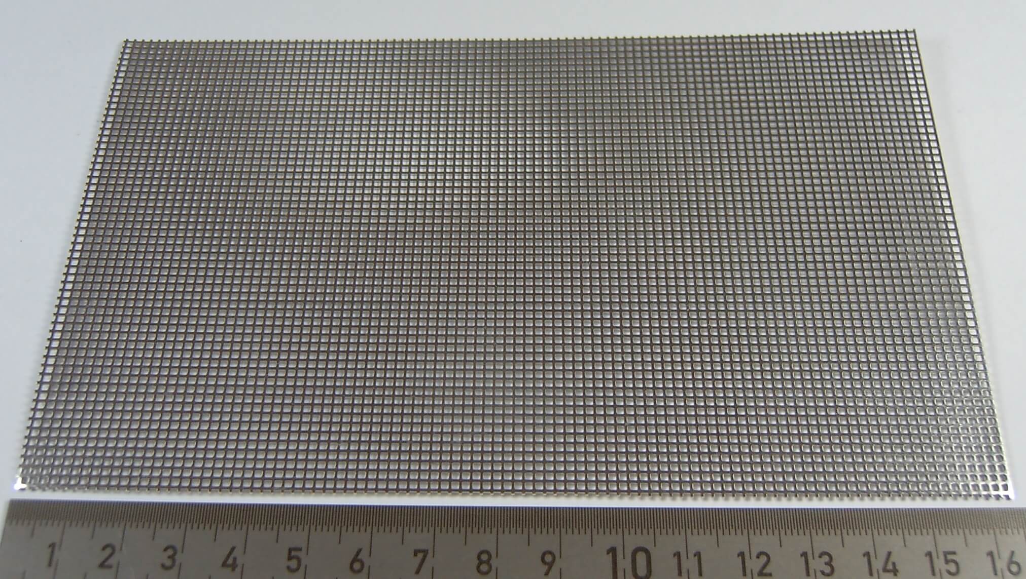 Tafel Lochblech 2000mm lang 1,5 mm Zuschnitt auf Maß Alu Blech Metall 