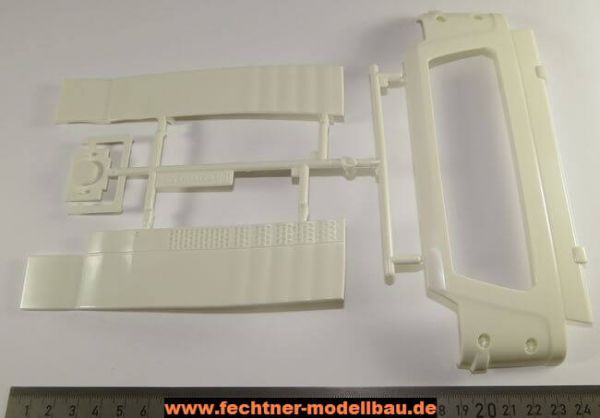 1 injection molding parts set M parts, white. For MAN from Tamiy