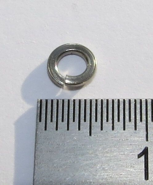 M100 Niro, A2,5 çelik için 2 yaylı rondelalar