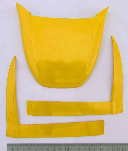 DAF roof spoiler and side skirting (SC), yellow. (849)