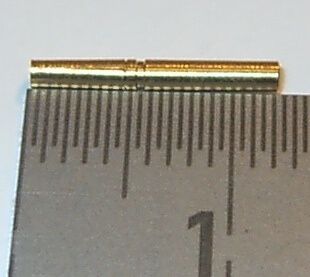 1 Goldverbinder 0,8mm Buchse. 1 Stück