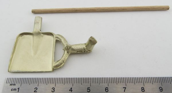 Shovel metal casting approx. 12cm long with wooden handle "Schippe".