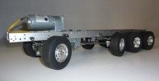 Senior chassis 4-axle - steerable front axles for 2