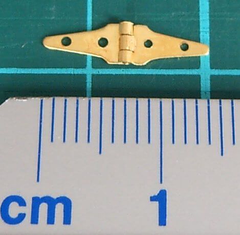 5 hinges (brass) 8x4mm not up folded (14x4mm