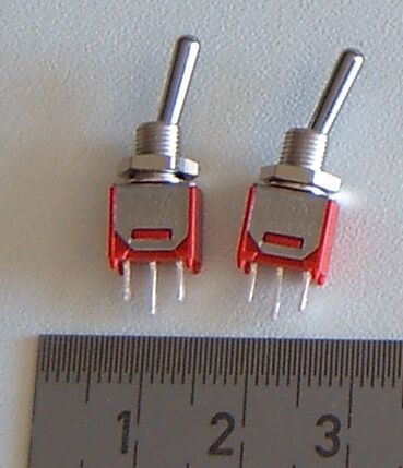 Subminiature switches, 2 piece. 1xUM to 1,5A loadable