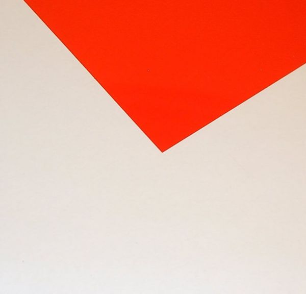 PVC platta transparent rödfärgad 0,23mm tjock ca.194 x