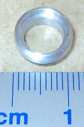 1x aluminum sleeve 11mm diameter 4,5mm long with hole 7,6mm,