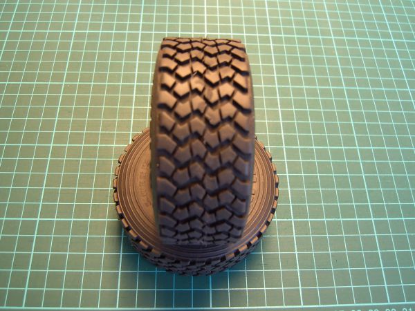 neumáticos Michelin 1 24 21R1 XZL hueca: TAM Da = Di = 87mm 38mm,