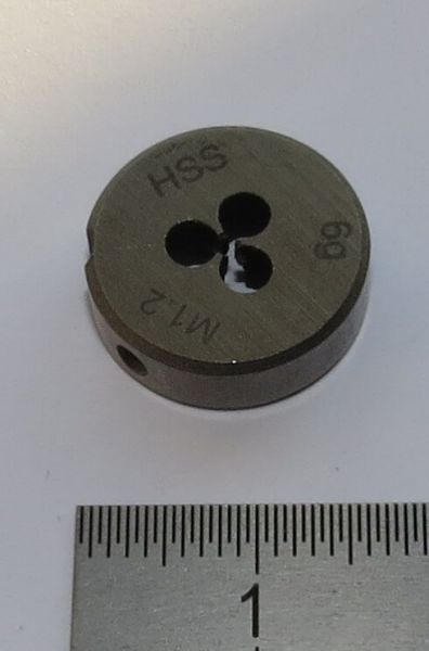 1x Dies DIN 223B HSS M1,2. 16mm buitendiameter