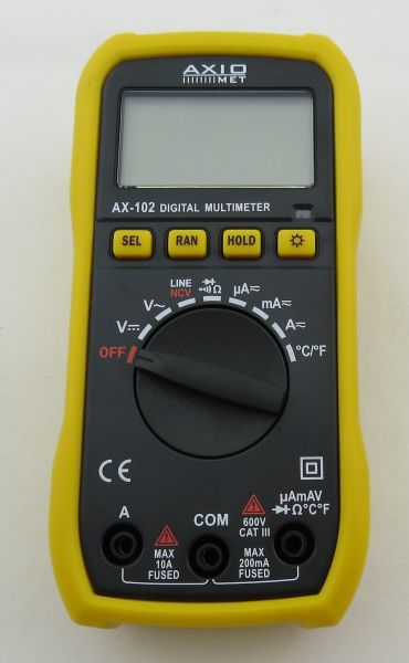 1 digital multimeter with 3,5 digits, 1999 max. Display. Easy