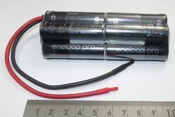 1x battery pack with 10x SANYO cells (2xW). 12V, 2450mAh NiMH