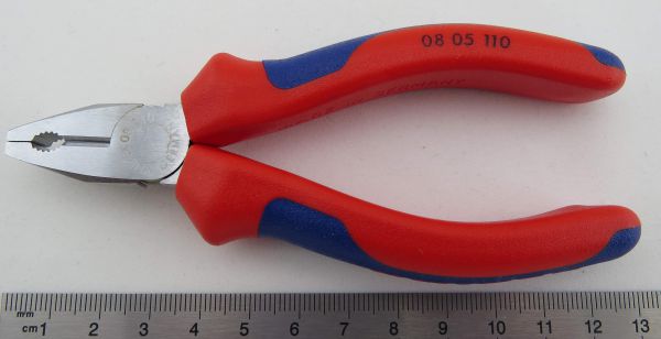 Combination pliers, straight jaws, 110mm long. Knipex. Durchgestec