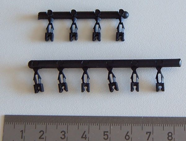 Mounting clips, plastic, black 10 piece. (160)
