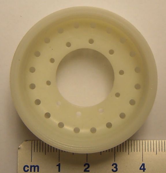 1 okrągły otwór obręczy (20 dołków) f.Hängerachse plastik 10