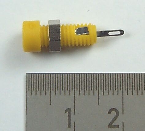 1 laboratorium jack, 2mm socket contact, 1-pole. geel behuizing