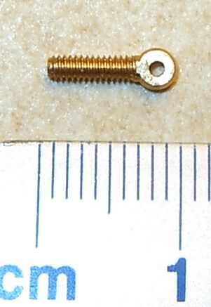 1 eyebolt M2 right threaded brass Thread length 6mm