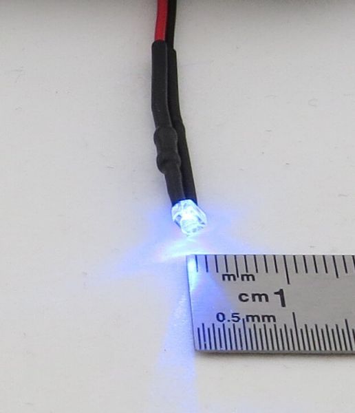 LED blå 1,8mm, genomskinligt hölje, med ca 25cm trådar, med