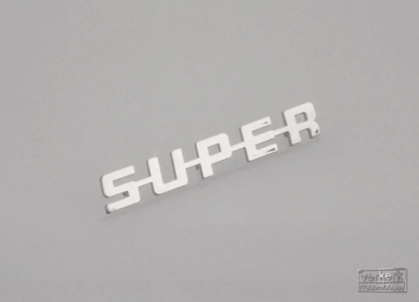 Verkerk Scania SUPER logosu ABS krom kaplamalı, delme şablonu dahil