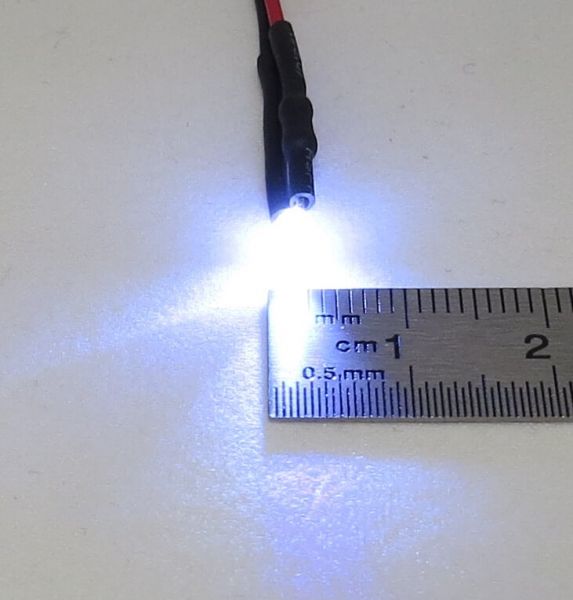 1 LED blanco de 1,8 mm, carcasa transparente, con hilos de aproximadamente 25 cm, mi