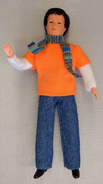 1x Flexibele Doll Trucker, 14cm hoog met jeans, licht