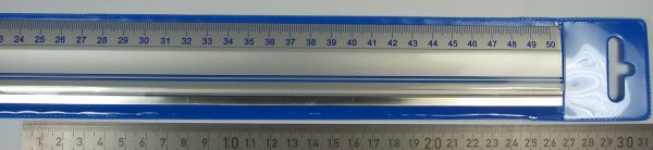 1 cutting ruler, aluminum with steel edge. 500mm. With