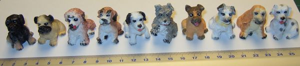 1 Small dog about 3cm high, different types, painted, depending