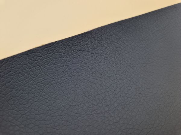 45 x 10 cm self-adhesive imitation leather. Gray