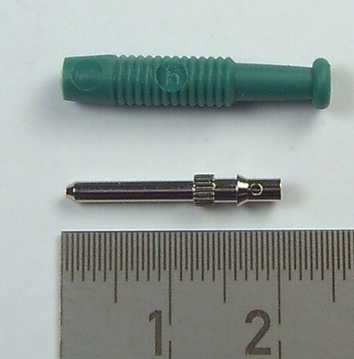 1 laboratory plug, 2mm plug contact, 1-pole. Green handle