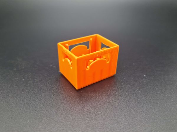 Beer crate/beverage crate without printing in pure orange