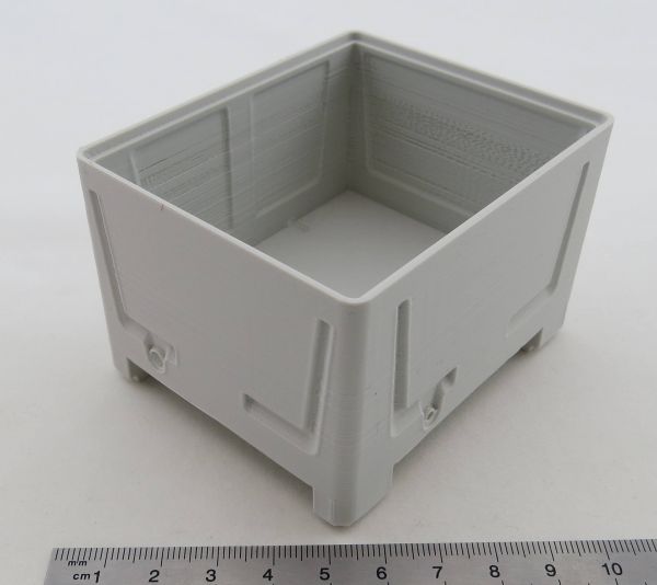 Bigbox (druk 3D), zamknięty kształt. Możliwość układania w stos z 4 nóżkami
