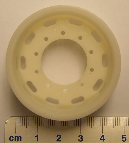 Borde del agujero largo para el plástico eje del remolque, agujeros 10 1,6mm,
