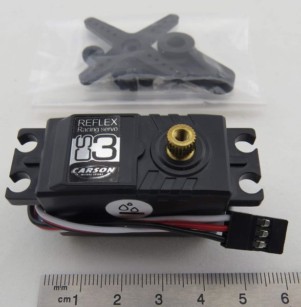 Low-profile servo CS-3 with JR connector dimensions: 38,5x19x25mm