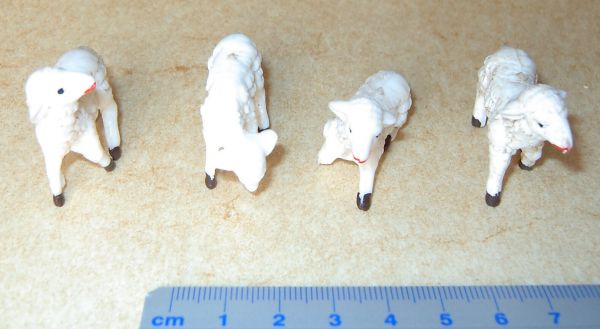 Sheep about 4,5cm, differently painted types, depending on