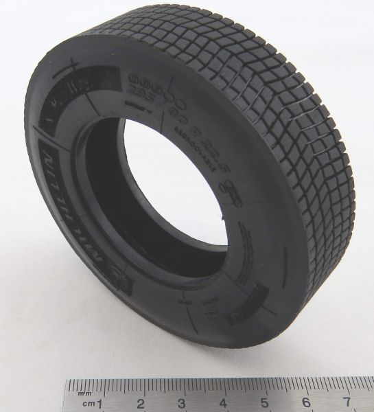 Neumáticos Michelin 295 / 80R22.5 X Multi Way. Hueco dimensionalmente estable